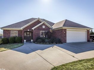 21 Castle Rd, Austin, AR 72007