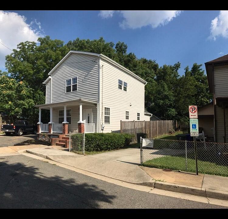 1st image of 3010 22nd St S