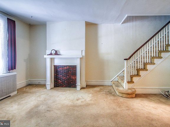 5th image of 6431 N 21st St