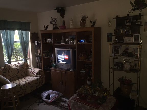 3rd image of 7 Archer Ave