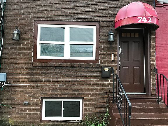 3rd image of 742 S 52nd St