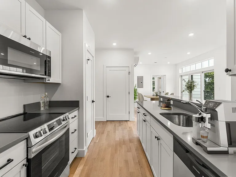 Residence at 581 — Photo 17