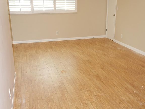 4th image of 1909 22nd St APT 4