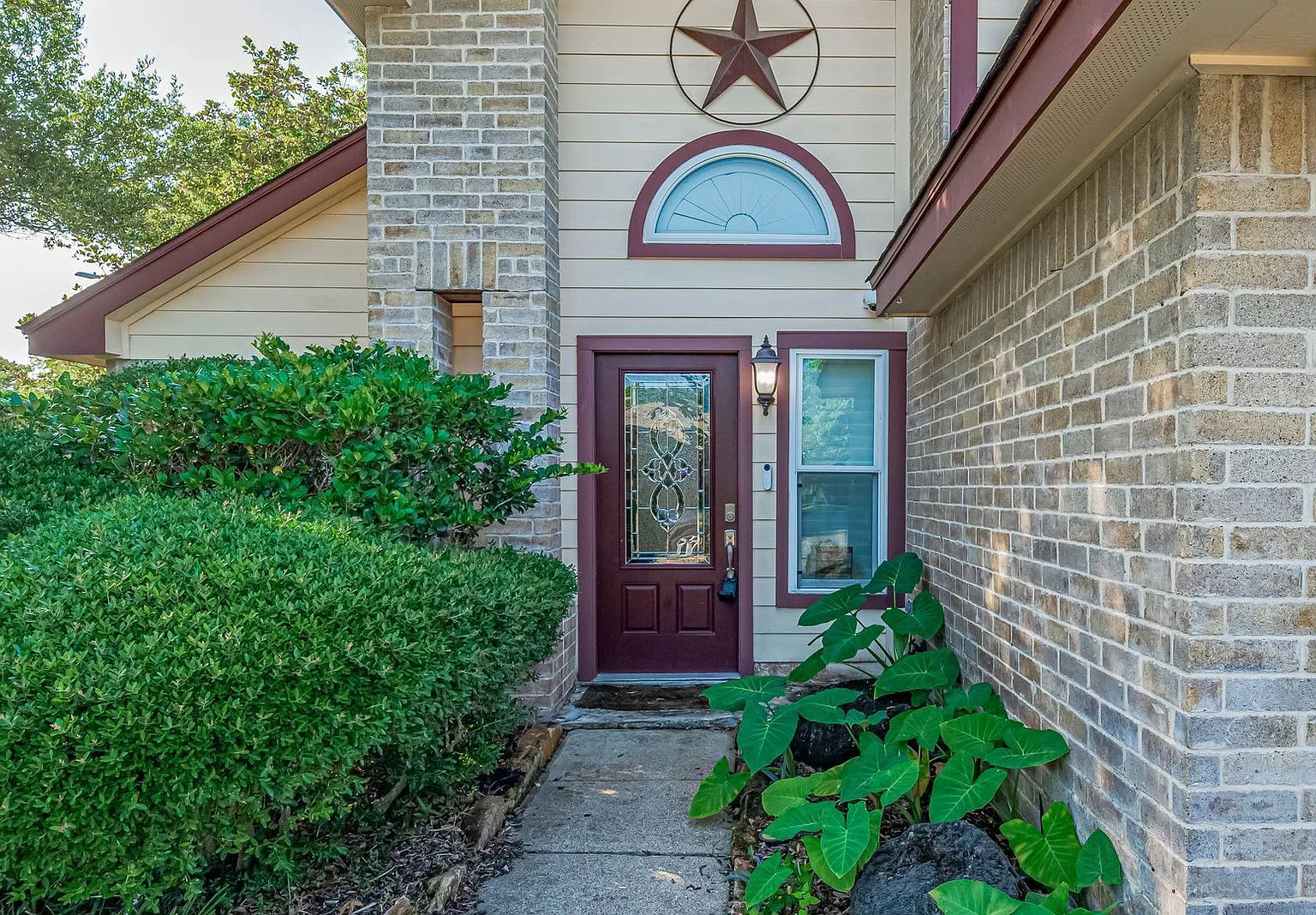 3 bed, 2.5 bath, 1537 sqft, $2,000 — Photo 4