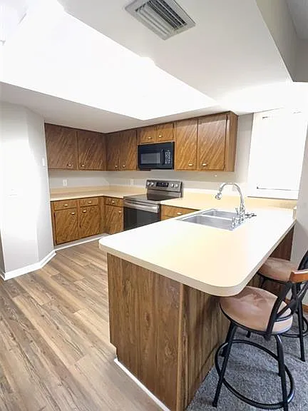 2 Pine Hurst Ln #2 — Photo 9