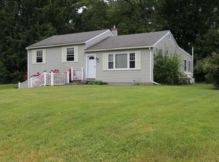 18 Franklin Rd, Hyde Park, NY 12538