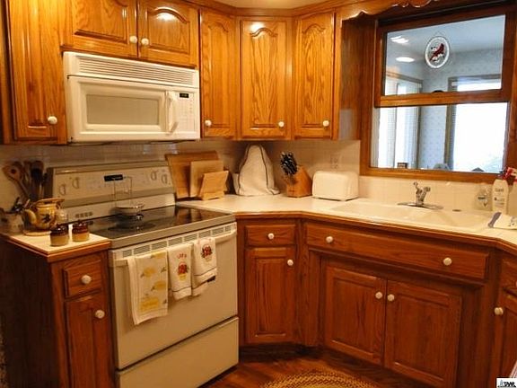 2nd image of 2320 SE Cedarwood Dr