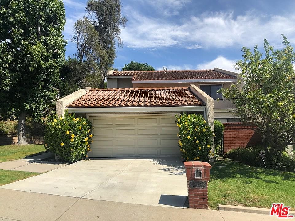 1st image of 2552 Angelo Dr