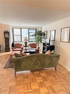 4th image of 220 E 57th St APT 18F