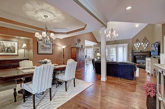 4th image of 1132 Waterbrooke Ln