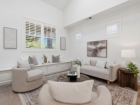 5th image of 705 Mariposa Ave