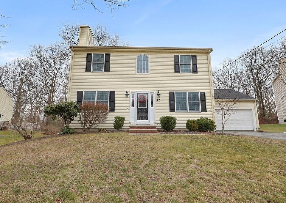 1st image of 52 White Oak Way