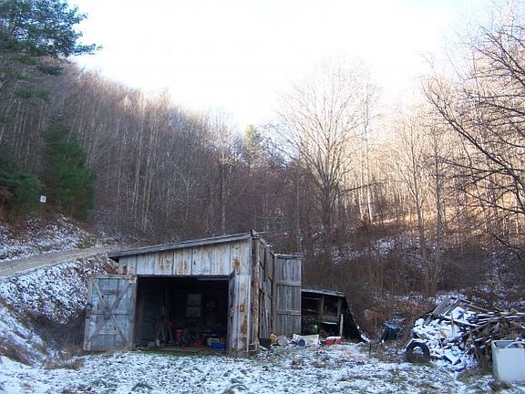 4th image of 588 Taft Eggers Ln