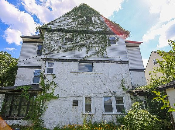 5th image of 45 Oakland Ave