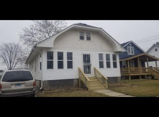 761 Sheridan St, Aurora, IL 60505