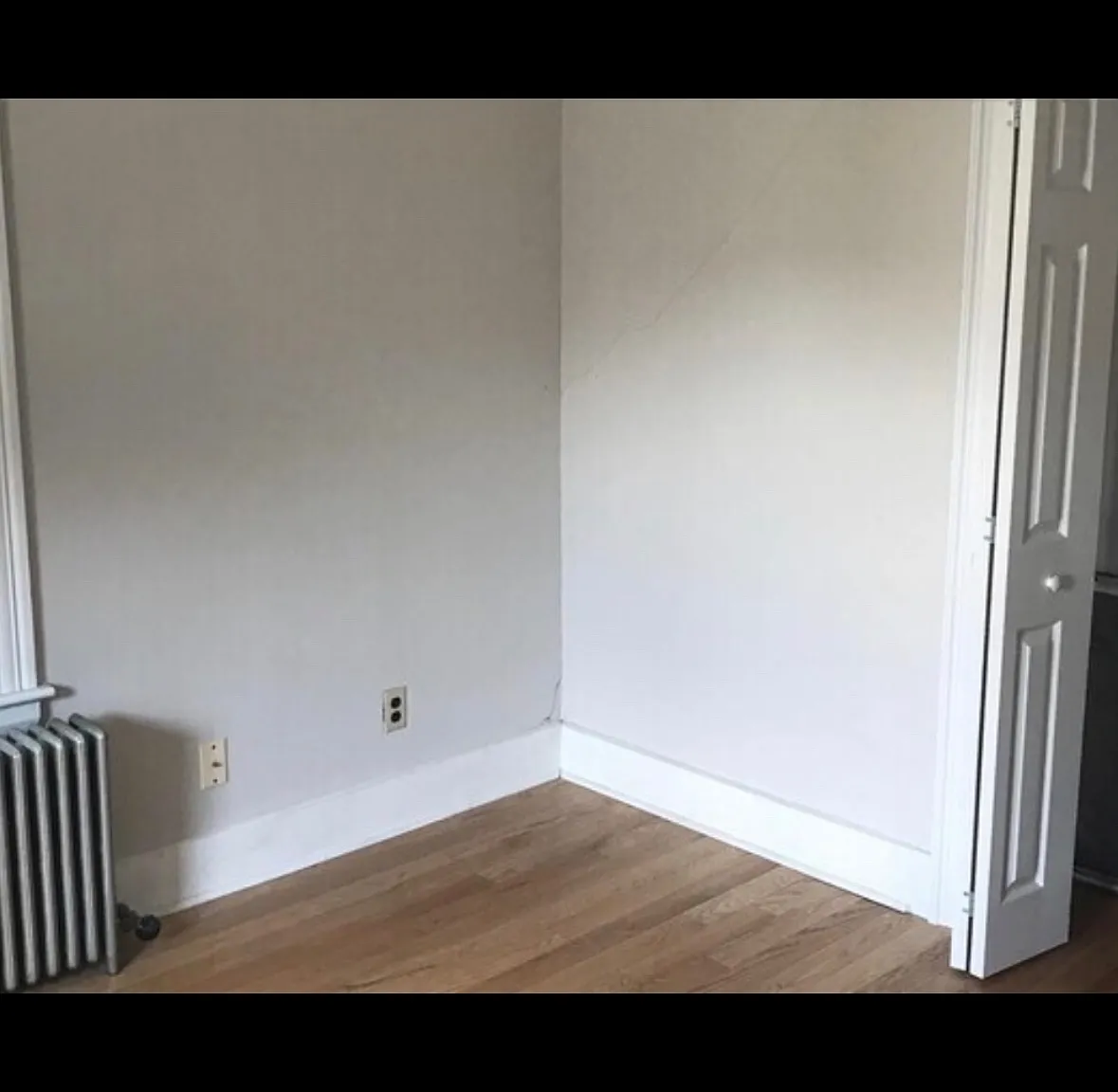 4 bed, 2.5 bath, 2000 sqft, $1,050 — Photo 1