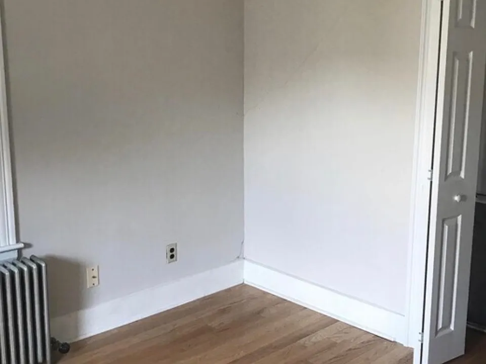 12 Lincoln Rd #1