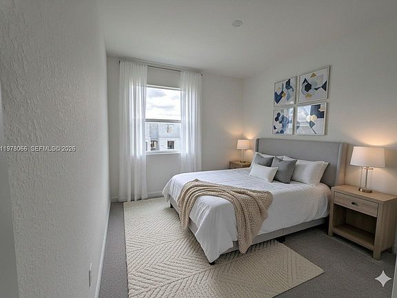 4th image of 300 SE 10th Ct #300