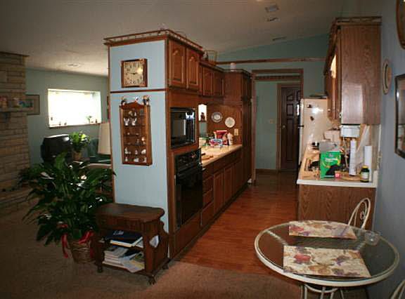 4th image of 1510 Fairway Dr