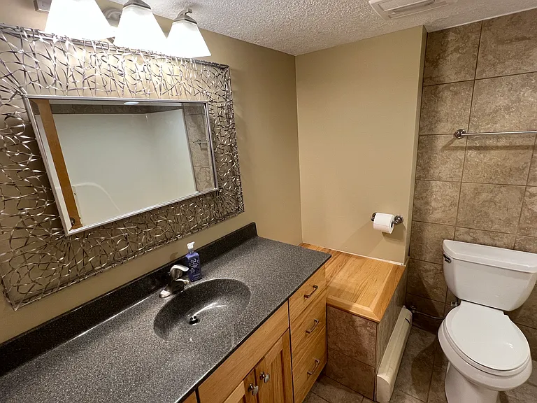 864 9th Ave SE #1 — Photo 11