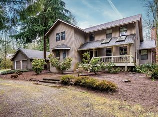 26417 SE 37th St, Issaquah, WA 98029