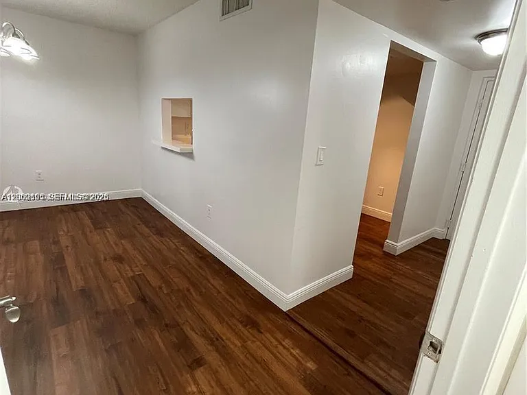 721 N Pine Island Rd #104 — Photo 12