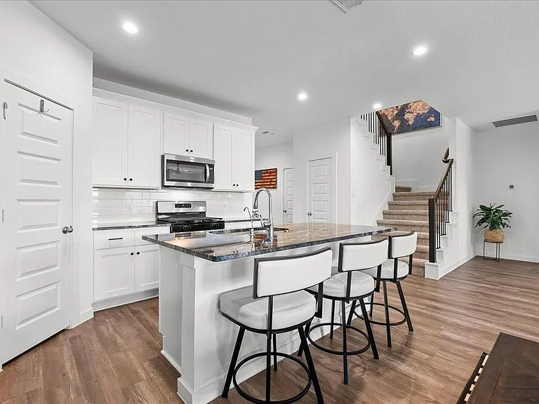 3109 Magnolia Pass Ln — Photo 8