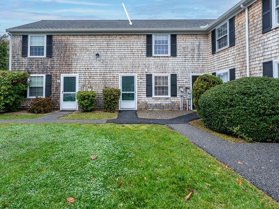 135 W Main Street APT 45, Hyannis, MA 02601