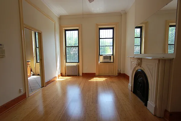 Rented by Nest Seekers International | media 3