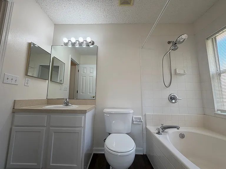 7 Bunker Knolls Ln #A — Photo 10