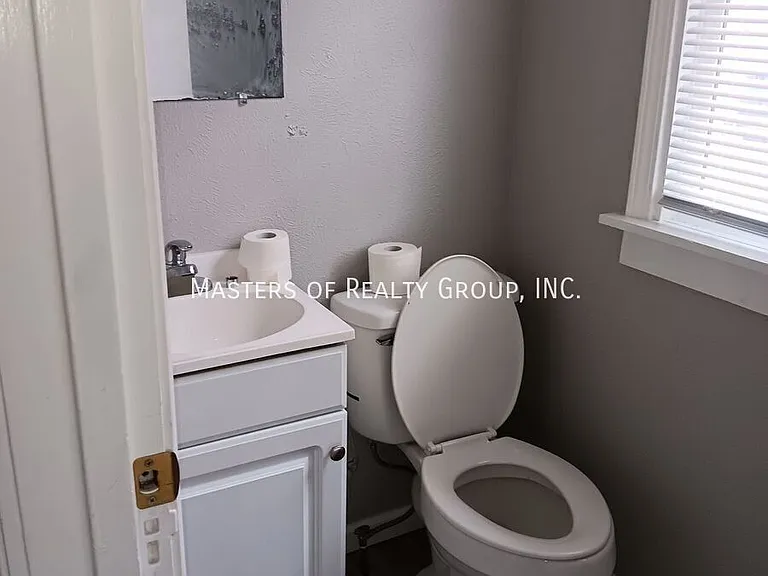 1129 Diamond Ave — Photo 17