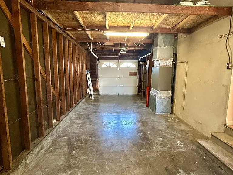 15380 Ruggles St — Photo 19