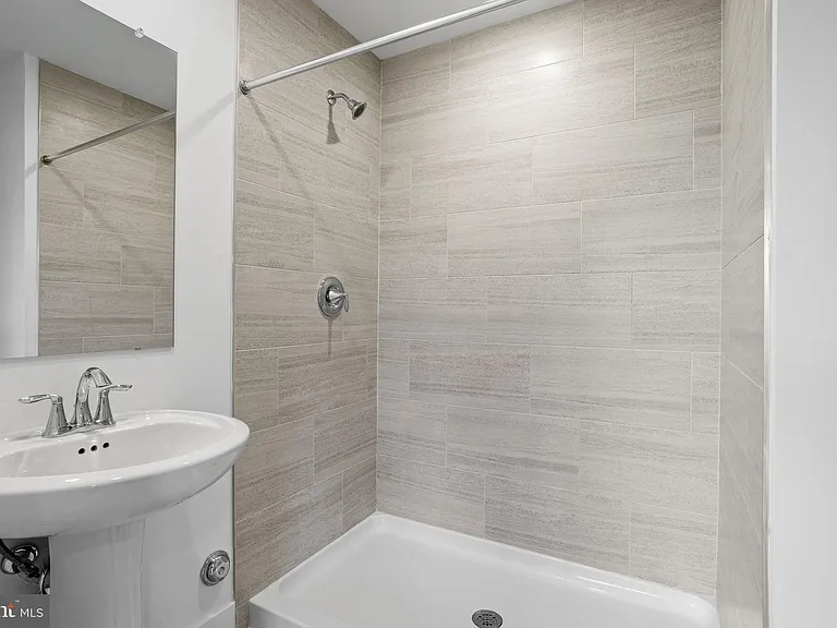 136 Ada Hightower Ave — Photo 37