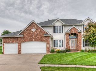 2713 N 173rd Avenue Cir, Omaha, NE 68116