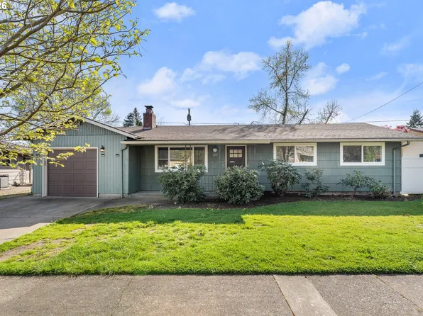 837 SE 169th Dr, Portland, OR 97233