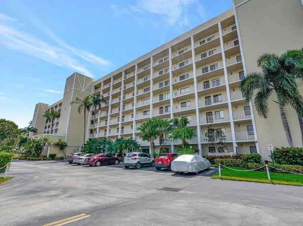 7290 Kinghurst Drive #604, Delray Beach, FL 33446
