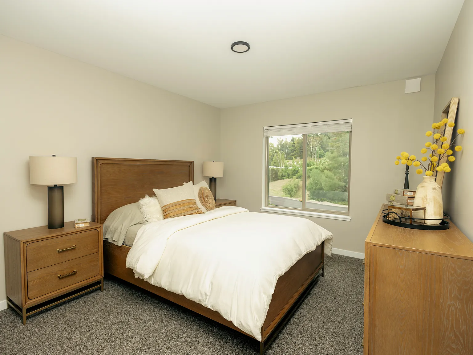 2 bed, 1044 sqft, $2,125 — Photo 4