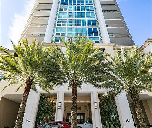 2nd image of 450 Knights Run Ave Unit 406