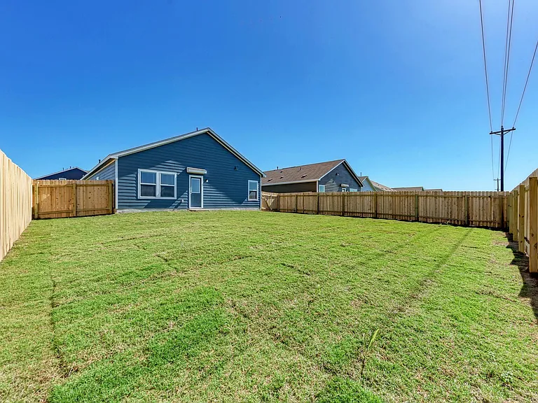 611 Halfmoon Dr — Photo 26