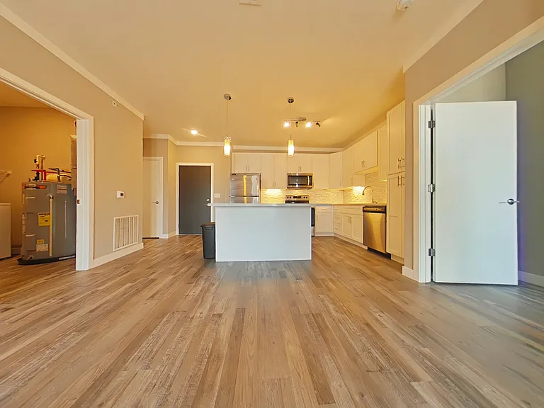 Allure Apartments — Photo 45