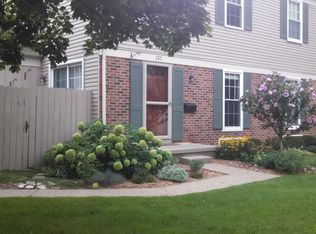 282 1st St #1, Rochester, MI 48307