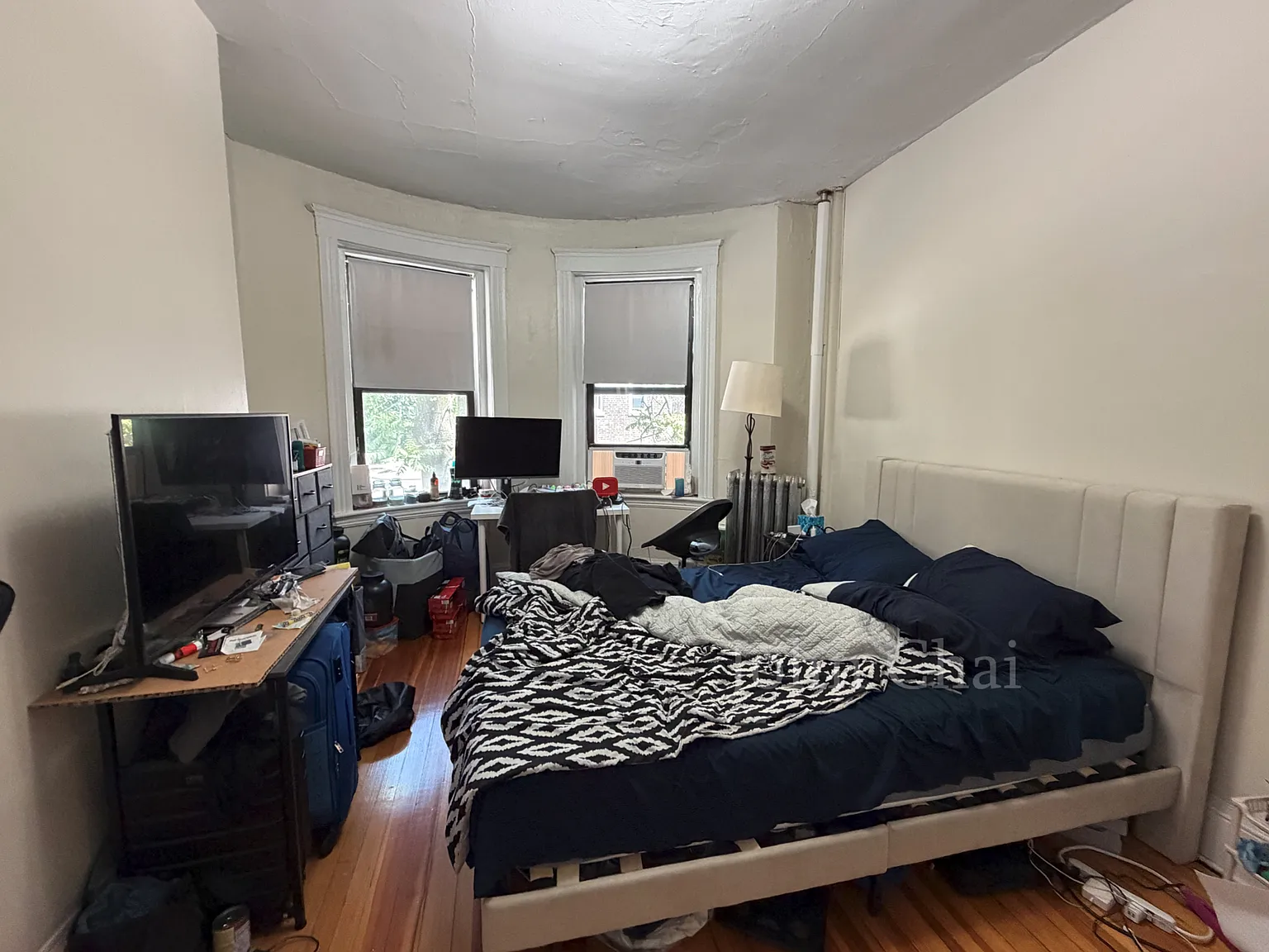 3 bed, 950 sqft, $2,950 — Photo 3