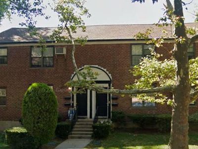 196-12 67th Avenue #1, Fresh Meadows, NY, 11365