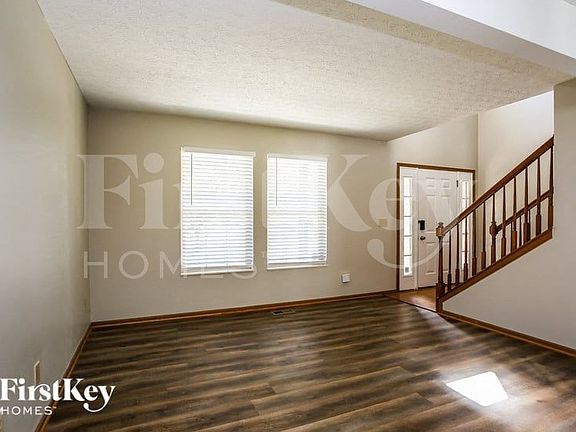 3rd image of 410 Big Bark Ct
