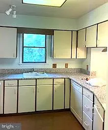 16 Colgate Dr — Photo 11