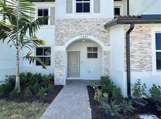 2889 SE 25th Ave, Homestead, FL 33035