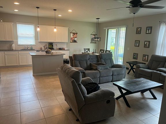 5th image of 3516 Starkey Dr