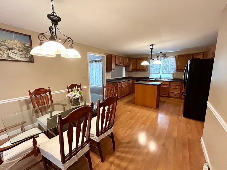 35 Fox Meadow Dr — Photo 8