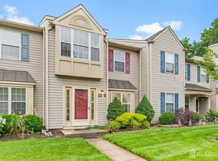 13 Stuart Dr APT 5, Freehold, NJ 07728