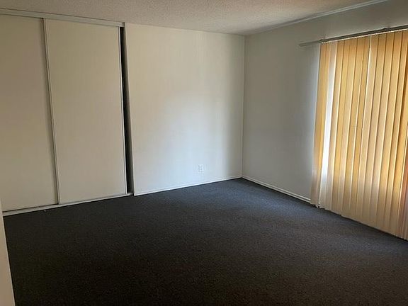 4th image of 2619 S La Salle Ave APT 9